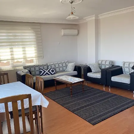 Kirecburnu Mahallesinde Deniz Manzarali Esyali Apartment