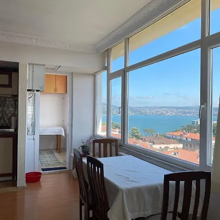 Apartment Kirecburnu Mahallesinde Deniz Manzarali Esyali *