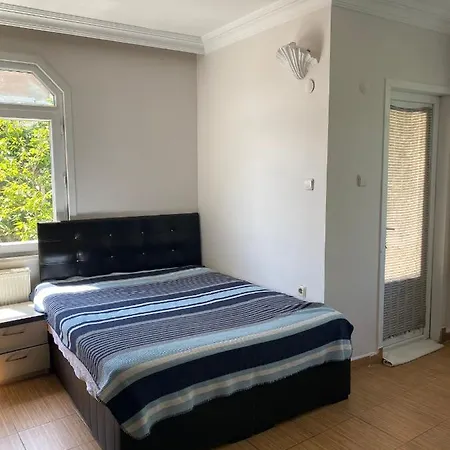 Apartment Kirecburnu Mahallesinde Deniz Manzarali Esyali